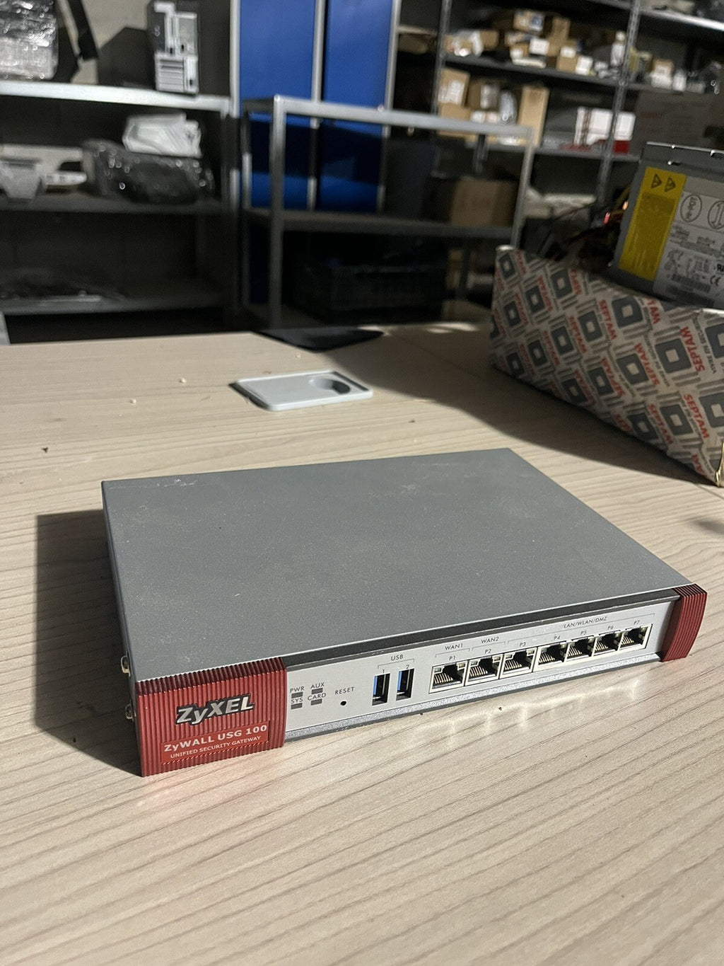 Zyxel zywall usg 100 pare feux parcelle de sécurité