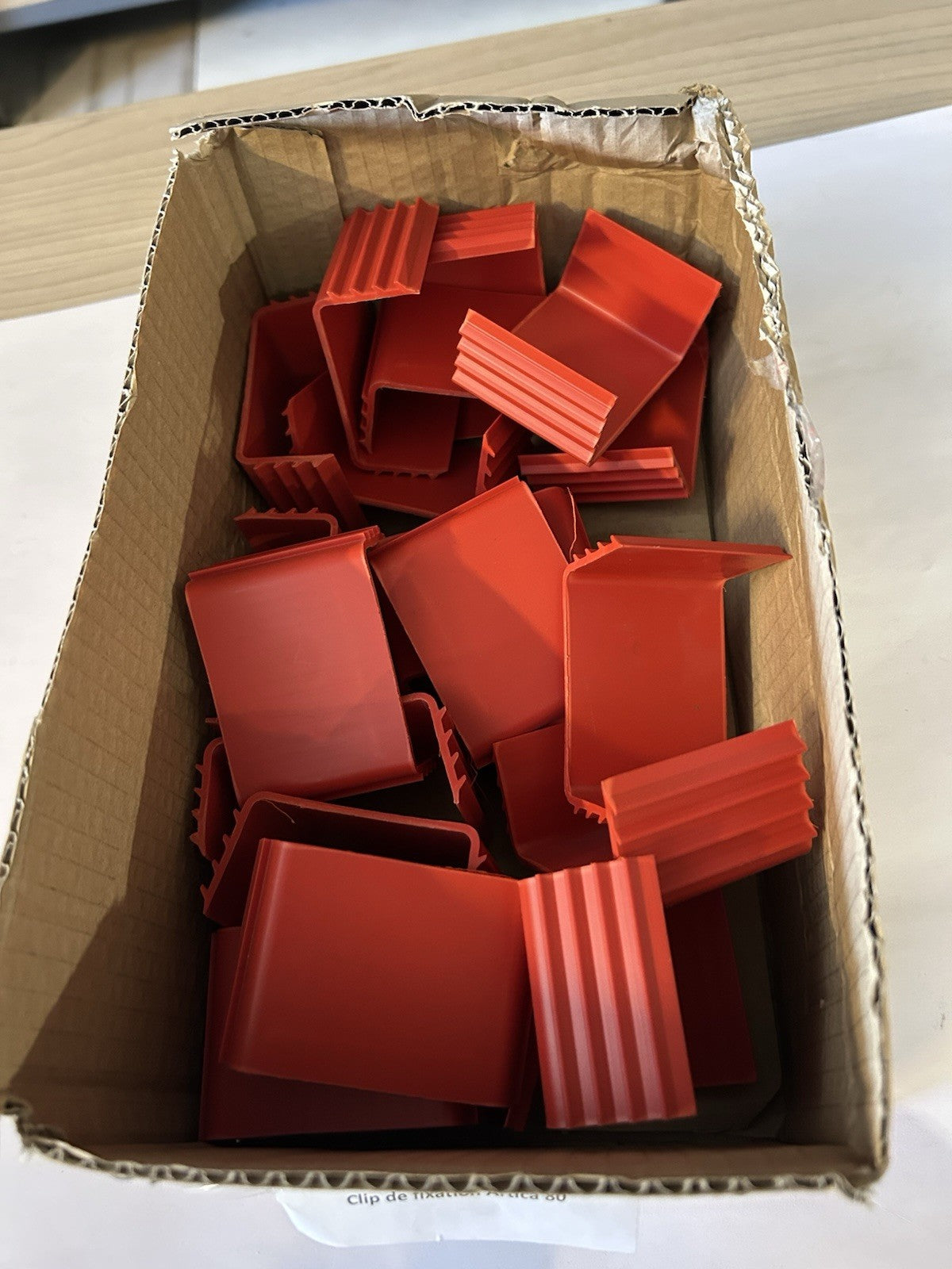 Lot De 20 clip de fixation artica 80