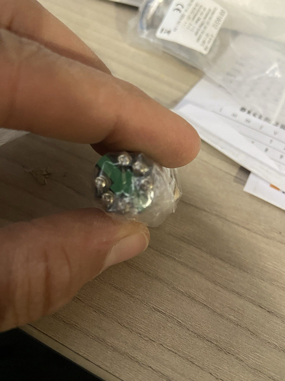 Bouton poussoir, Ø 19 mm, Halo Vert