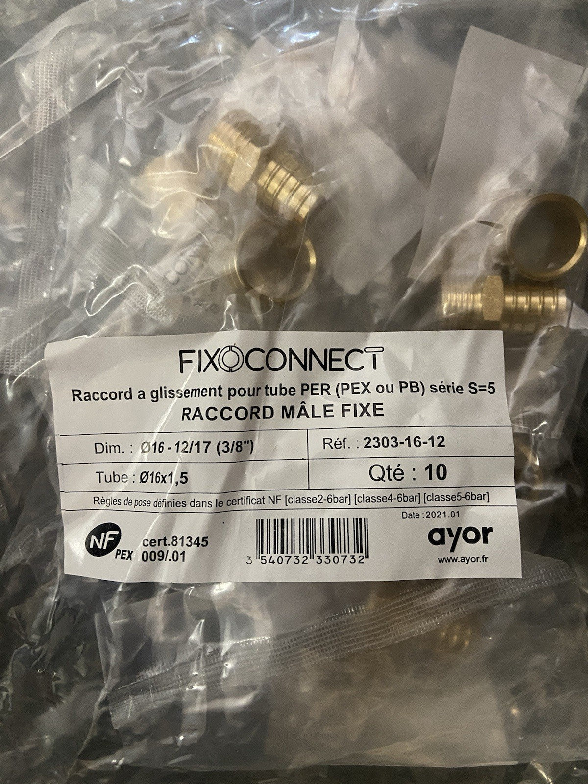 Raccord mâle fixe, à glissement pour tube PER