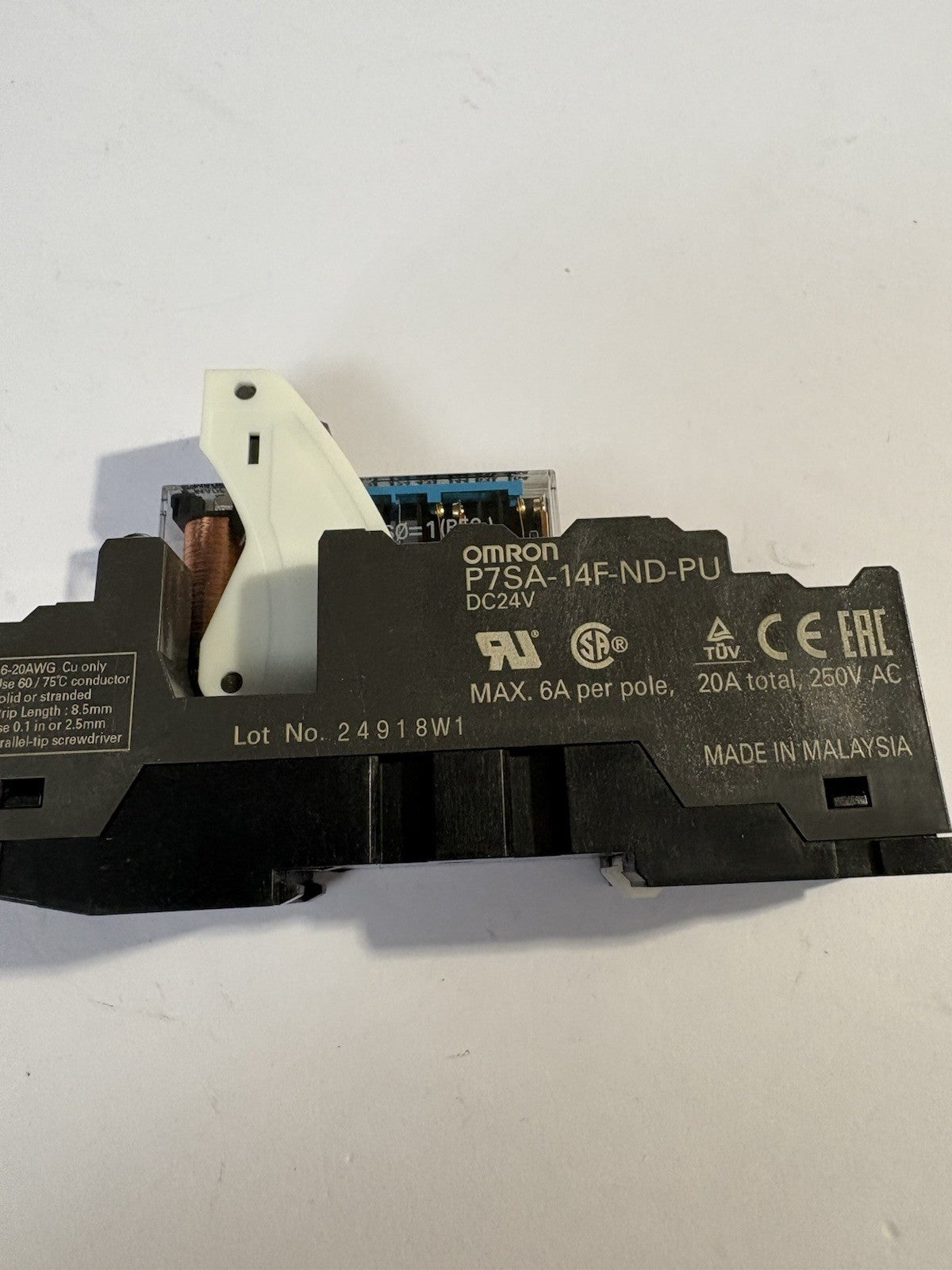 Support Relais Omron P7sa-14f-nd-pu Plus Relais