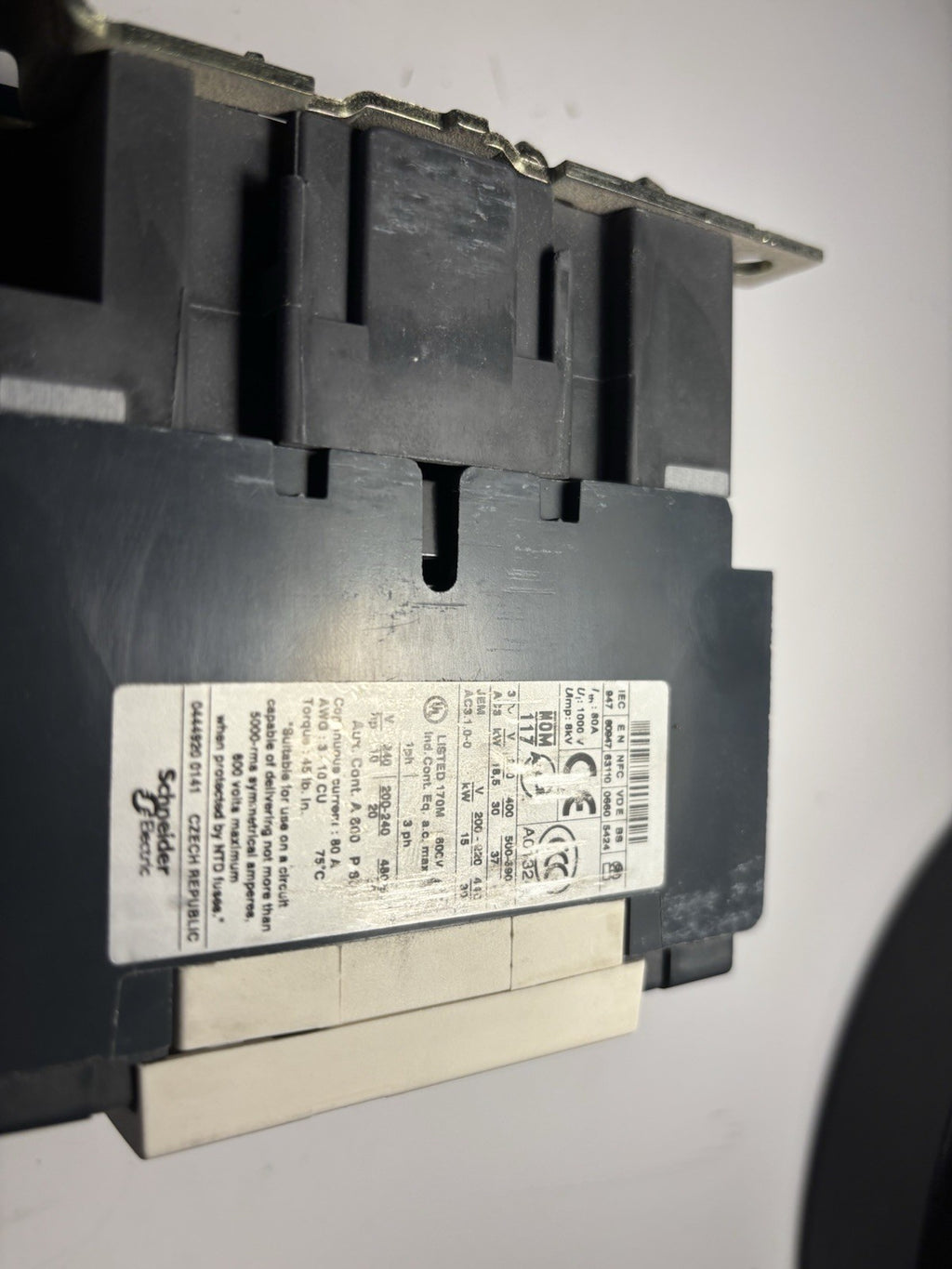 Telemecanique TeSys Contacteur LC1D65P7 - Réf. LC1 D65 (LC1D65P7)