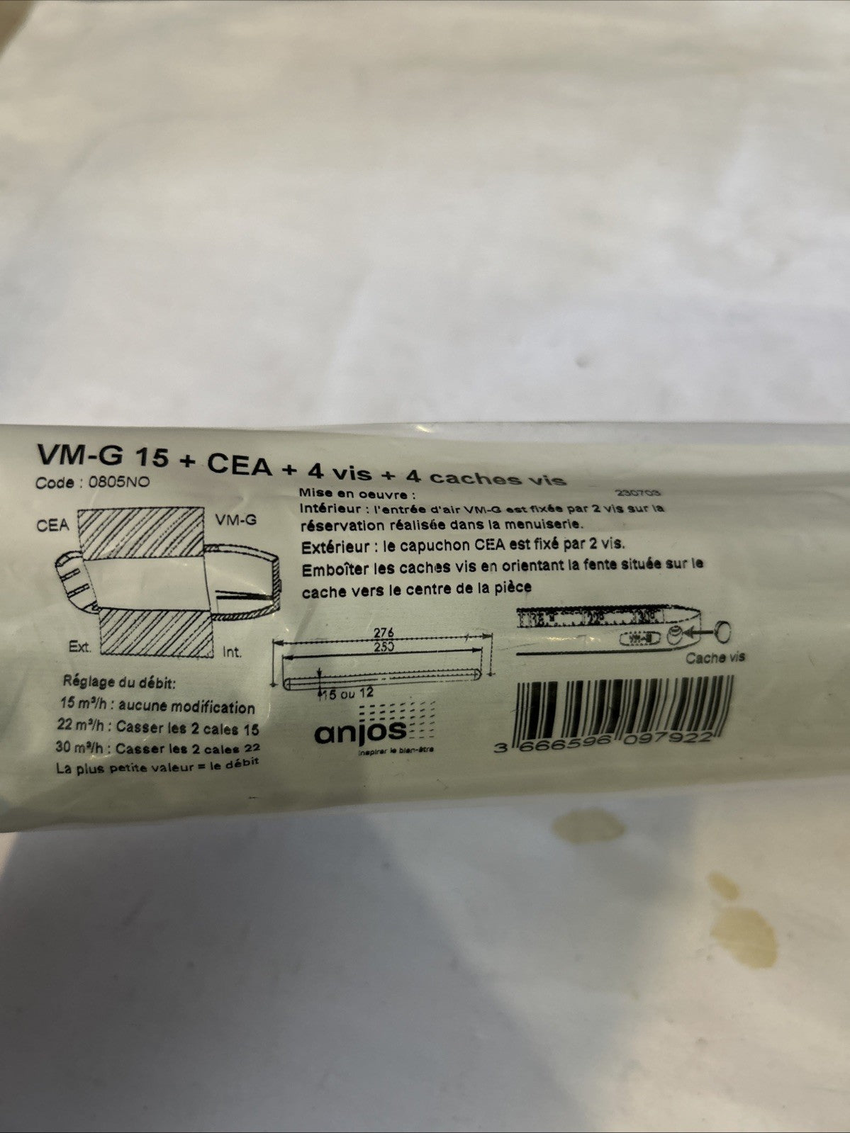5 Entrée d'air autoréglable VM-G 15 + CEA + 4 vis + 4 cache noir ANJOS 0805NO