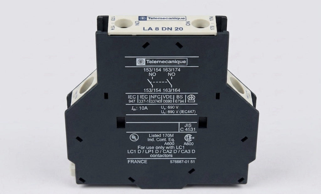 auxiliary contact block - 2 NO + 0 NC - screw-clamps terminals
