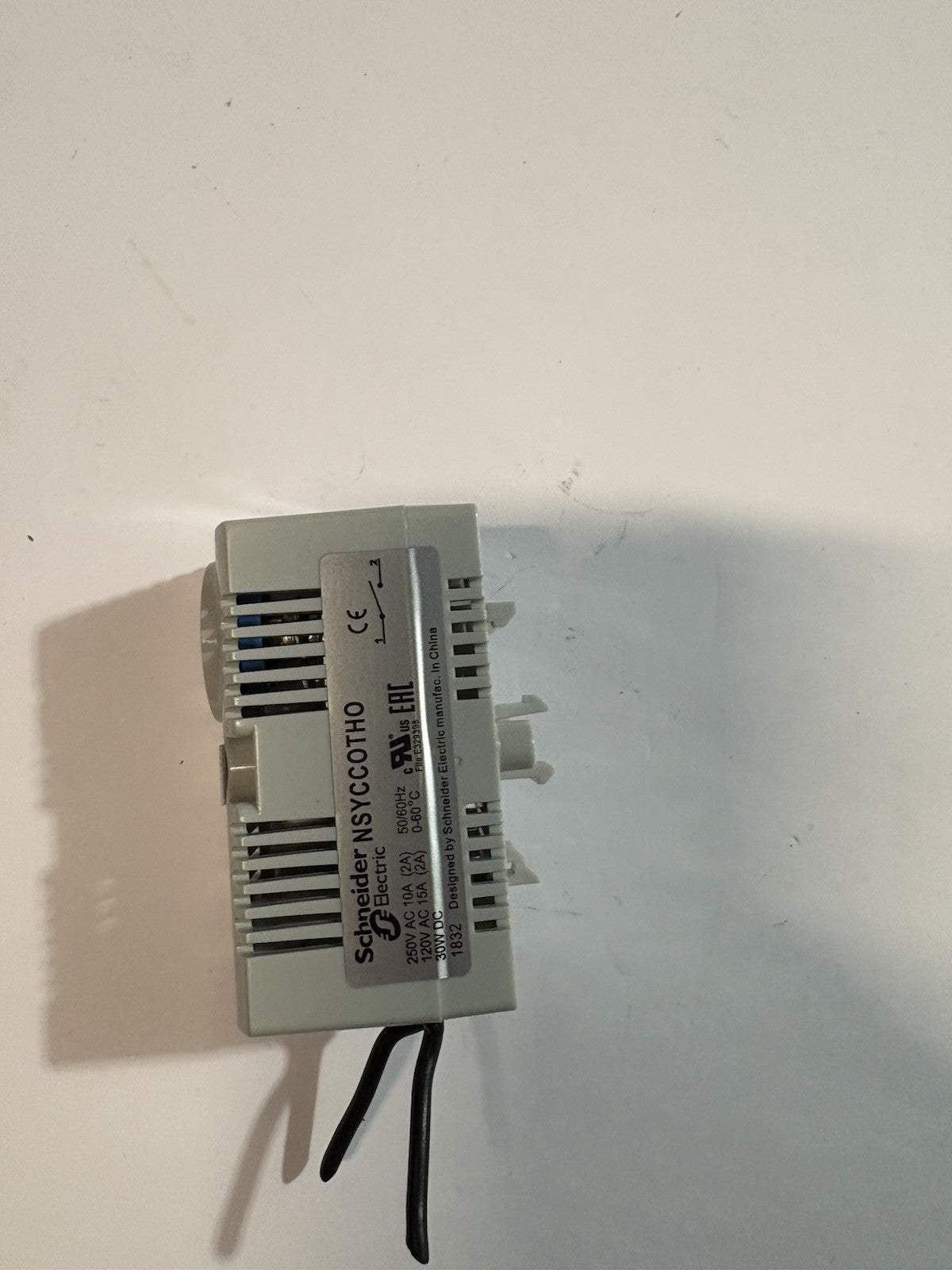 Thermostat Schneider Nsyccotho
