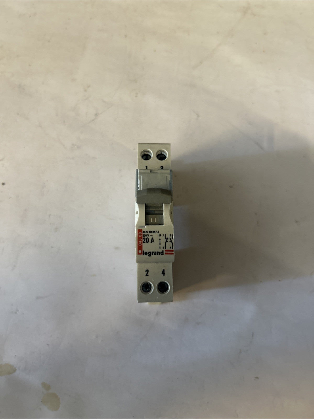 Interrupteur bipolaire 20A Legrand (Réf 04388) - 1 module