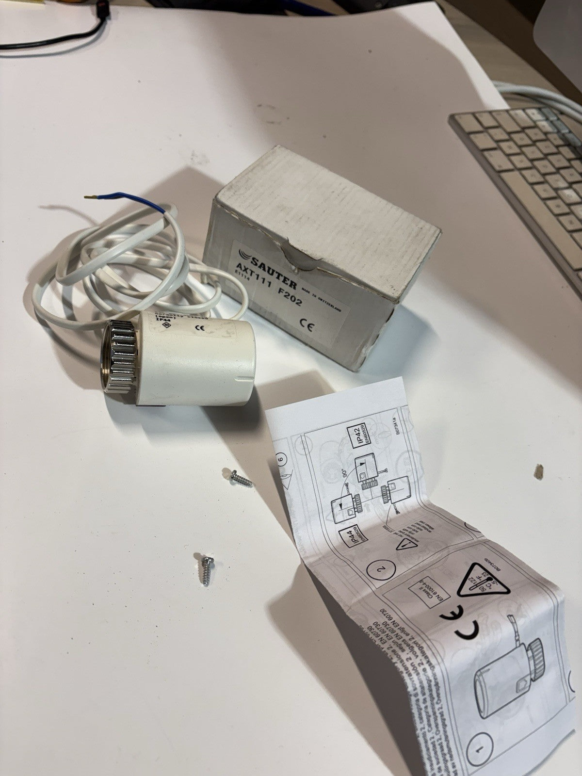 Servomoteur thermique sauter axt111 f202