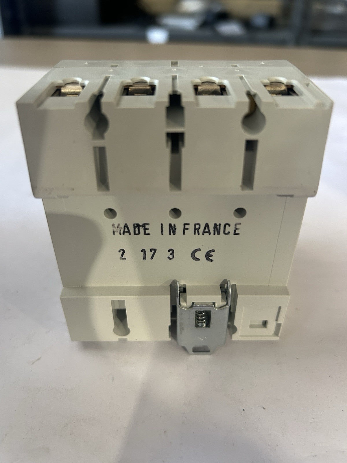 hager interrupteur différentiel sectionneur 16-63A