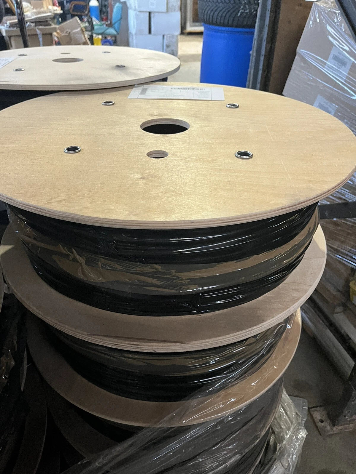 Touret Fibre Noire G657 A2 Pelable 1 Brin 500m