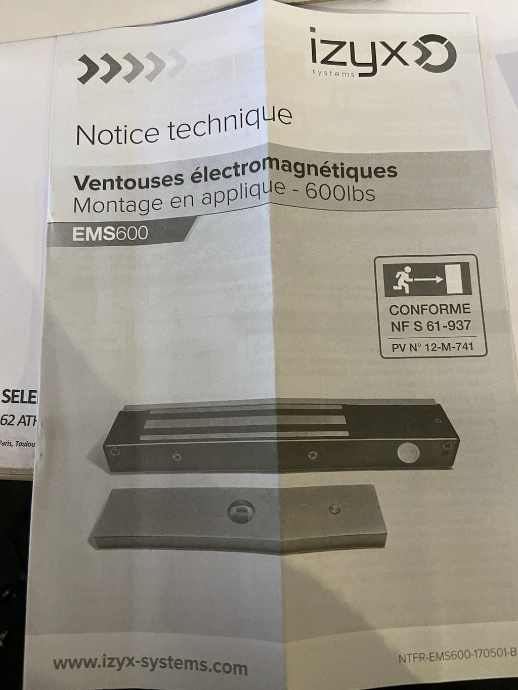 Ventouse électromagnétique en applique EMS600