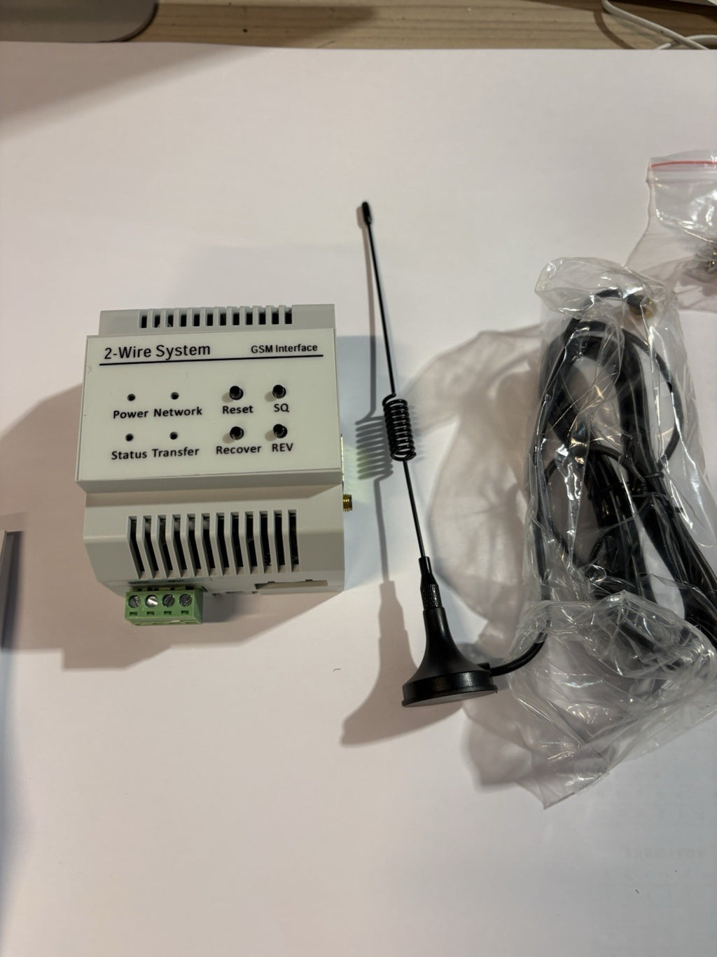 interface dt-GSM pour renvoi d'appel interphone vers un tél fixe ou mobil