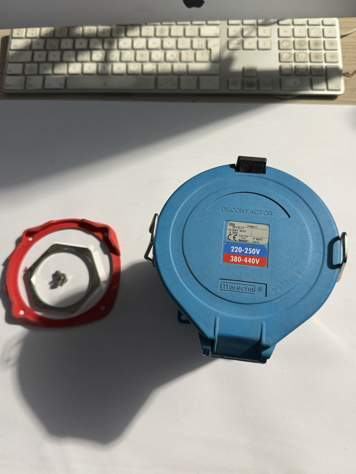 Connecteur/socle Marechal DS9