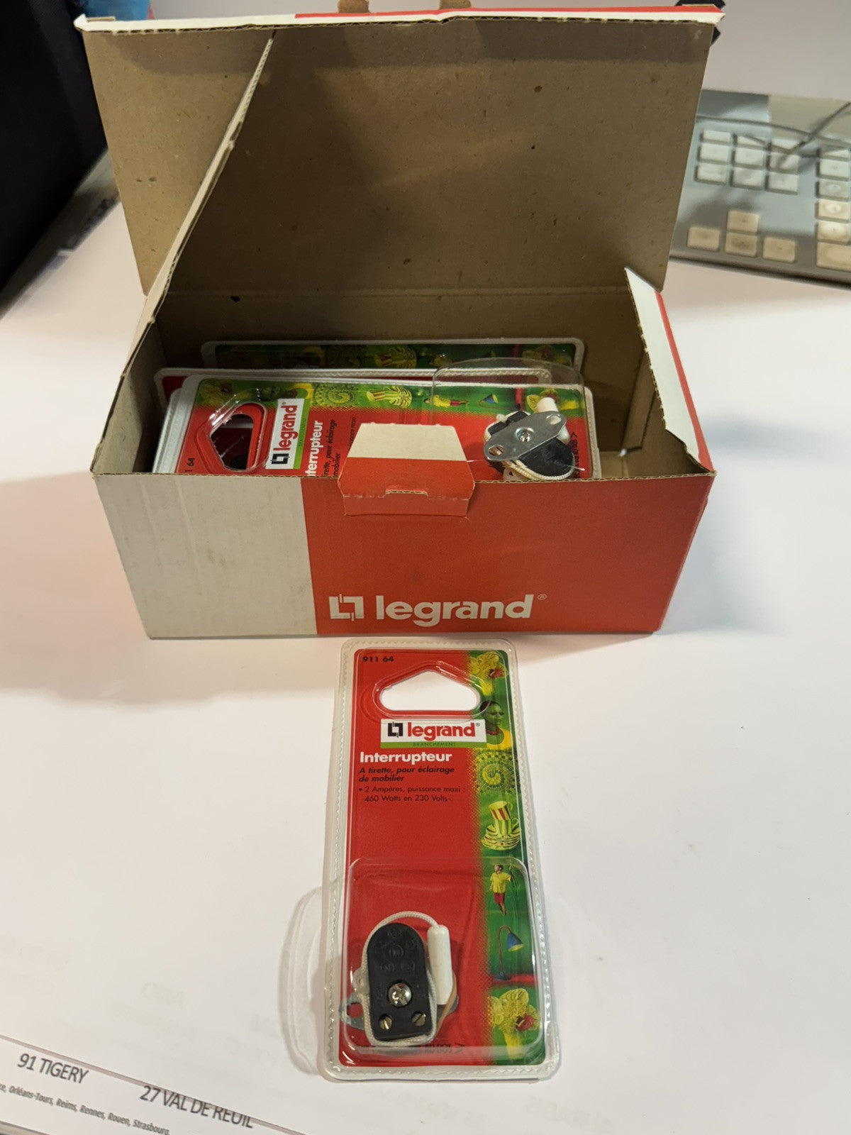 Interrupteur a Tirette Pour Eclairage De Mobilier Legrand