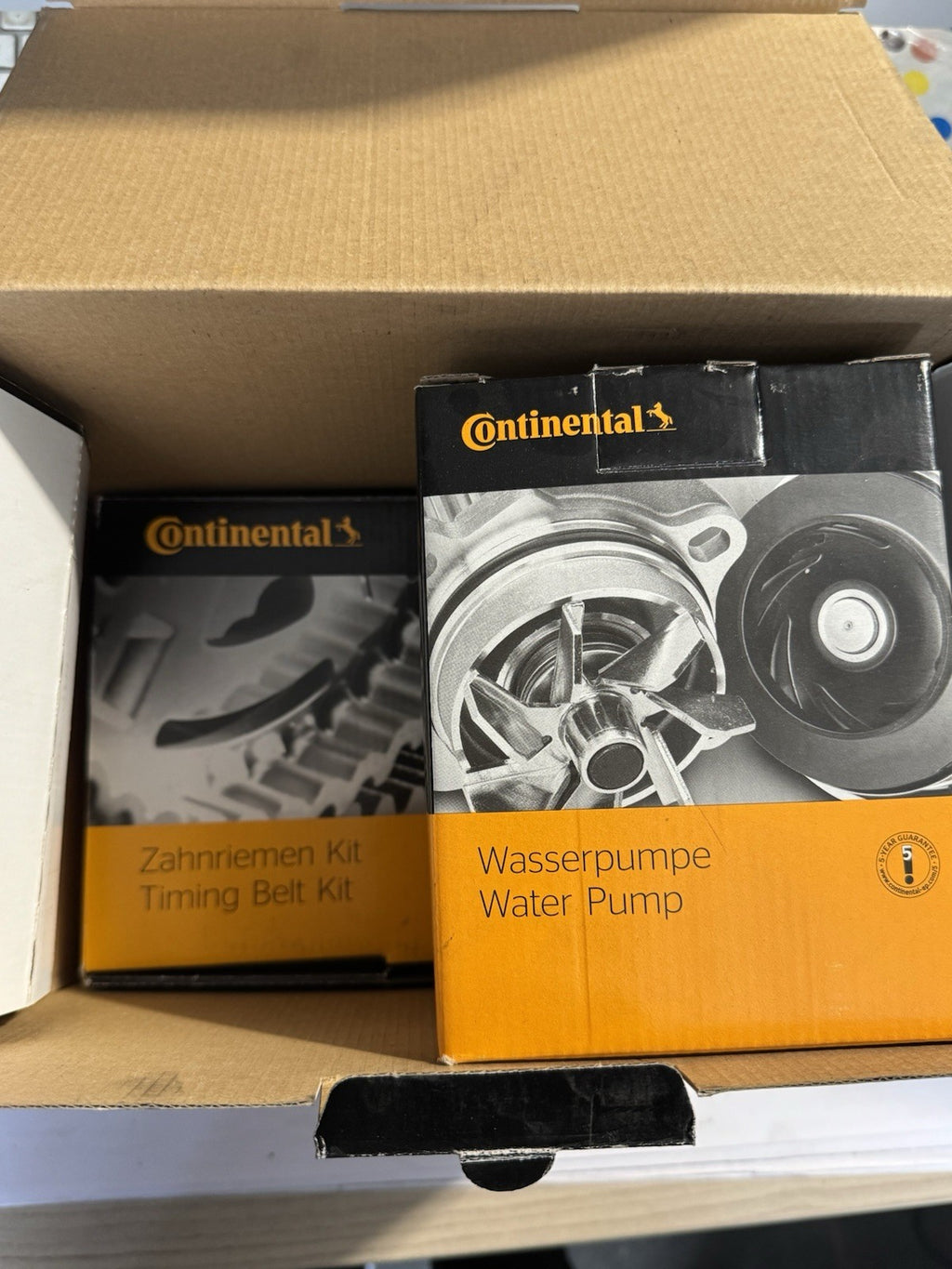 Kit Distribution Continental