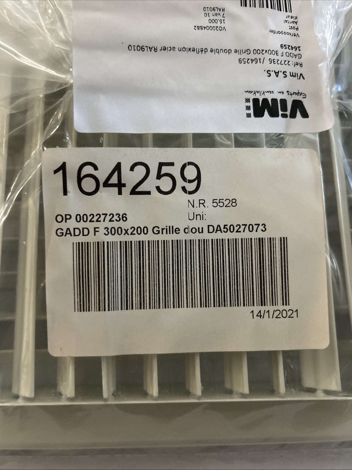 Grille de ventilation double déflexion VIM GADD F 300x200 mm RAL9010