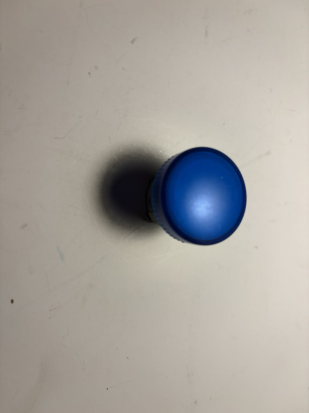 Telemecanique bouton poussoir tête bleue arrondie ZB4 BV06 réf 088953