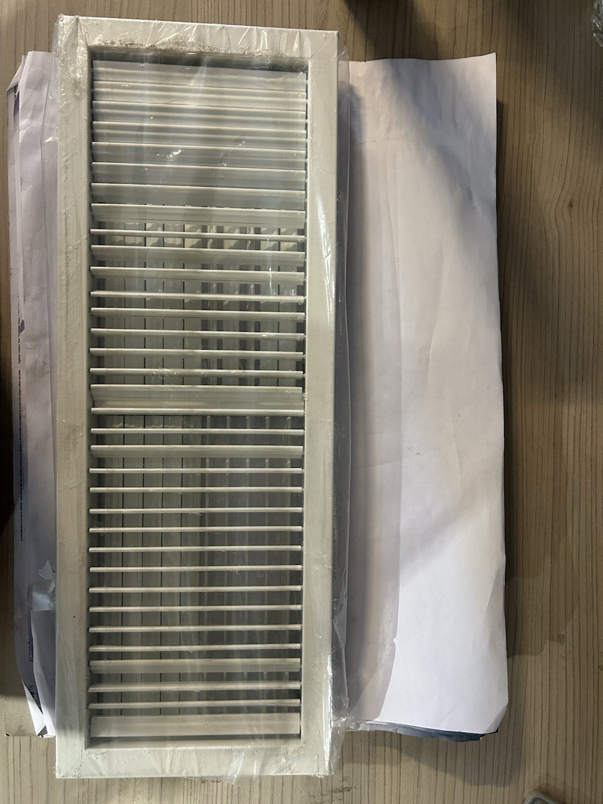 Grille de ventilation double déflection VIM 600x200 mm - Blanc RAL 9010 (Neuf)