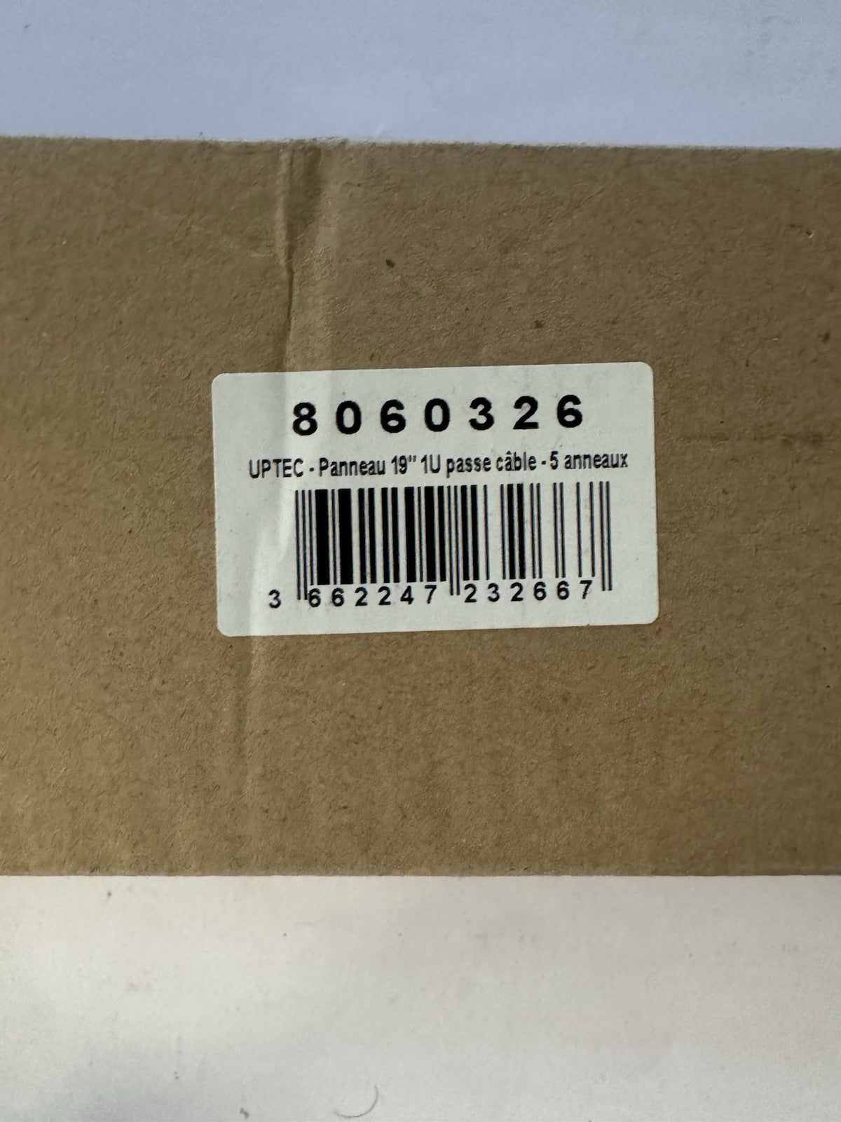 passe cable panneau 19" Noir
