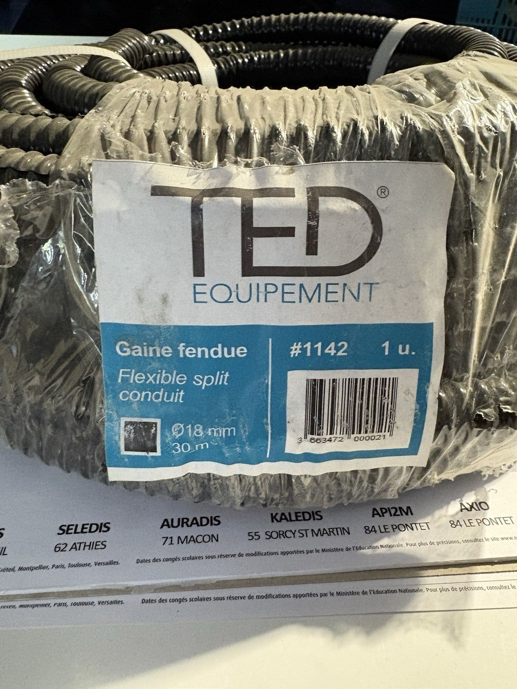 Gaine fendu ted équipement 30 m diamètre 18 mm plusieurs couleurs