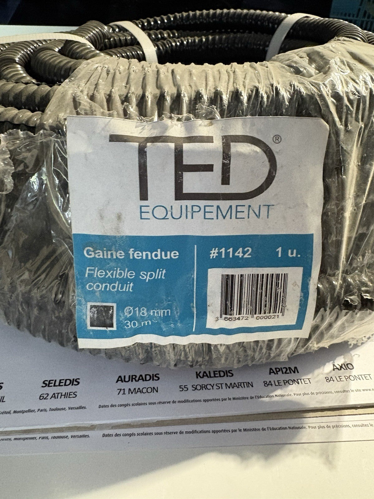Gaine fendu ted équipement 30 m diamètre 18 mm plusieurs couleurs