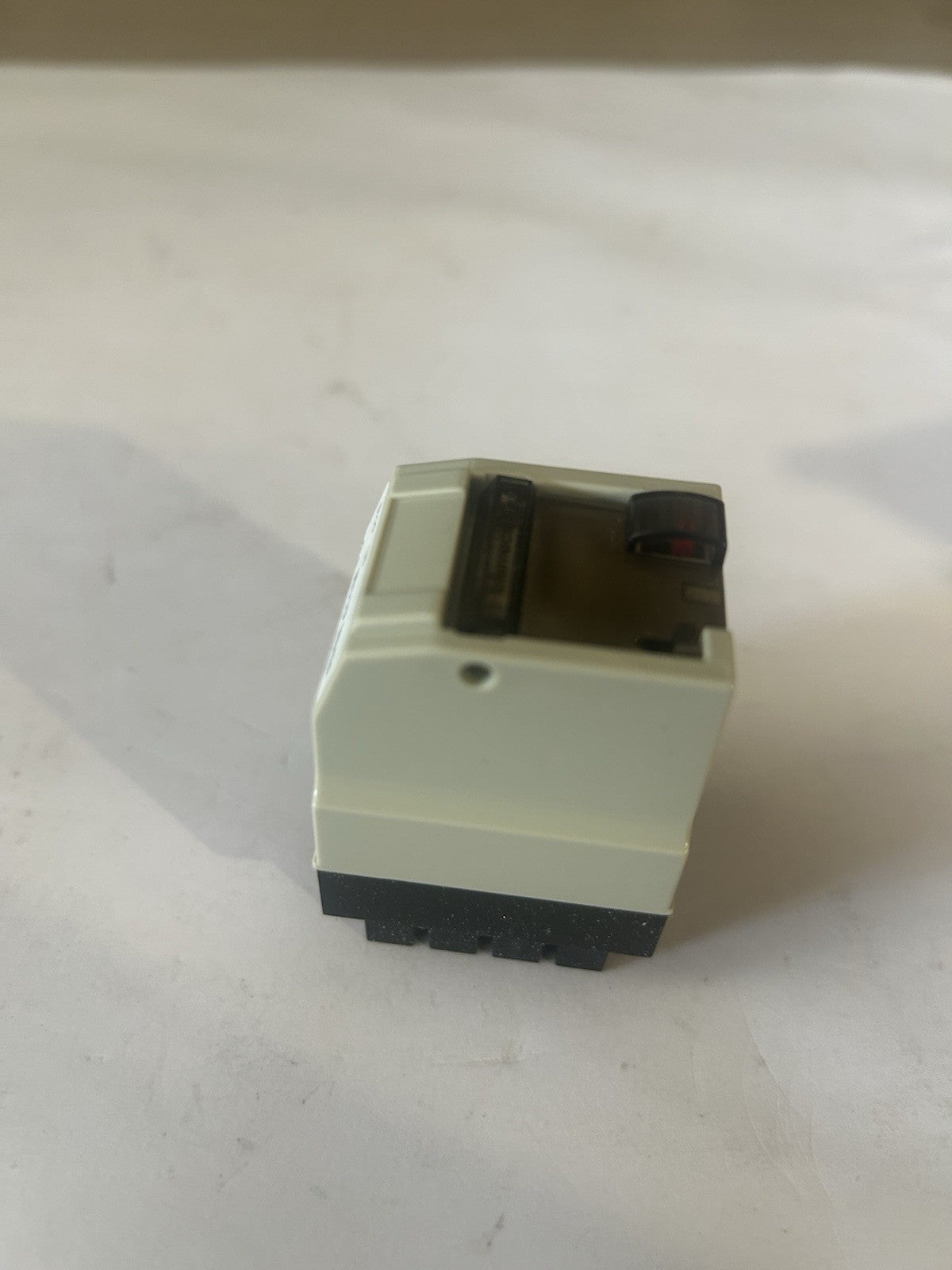 Schneider Electric - Zelio Relay RH - relais embrochable