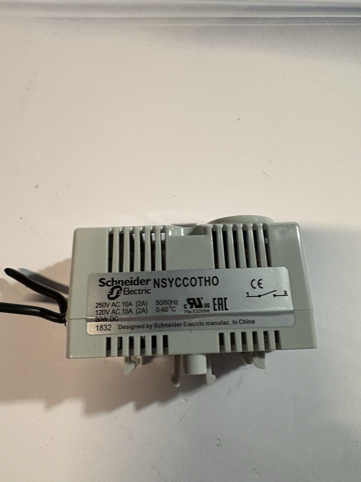 Thermostat Schneider Nsyccotho