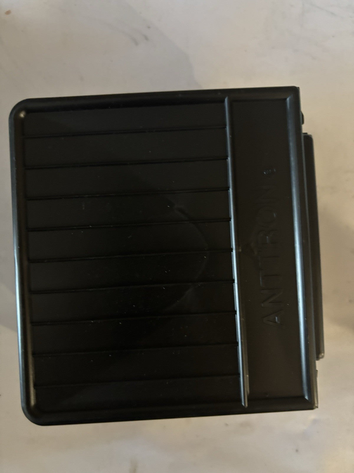 Répartiteur d'antenne TV étanche 4 voies NEUF Anttron R401 (5-862 MHz)