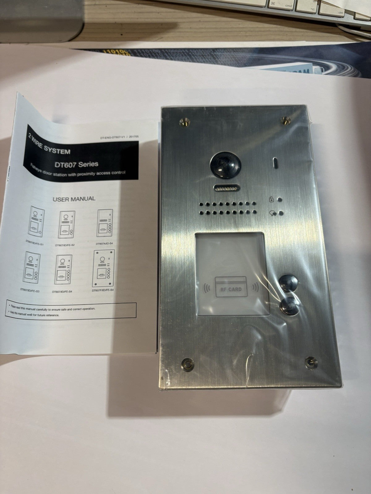 Interphone vidéo DT607F/ID/FE-S2 RFID argenté + manuel