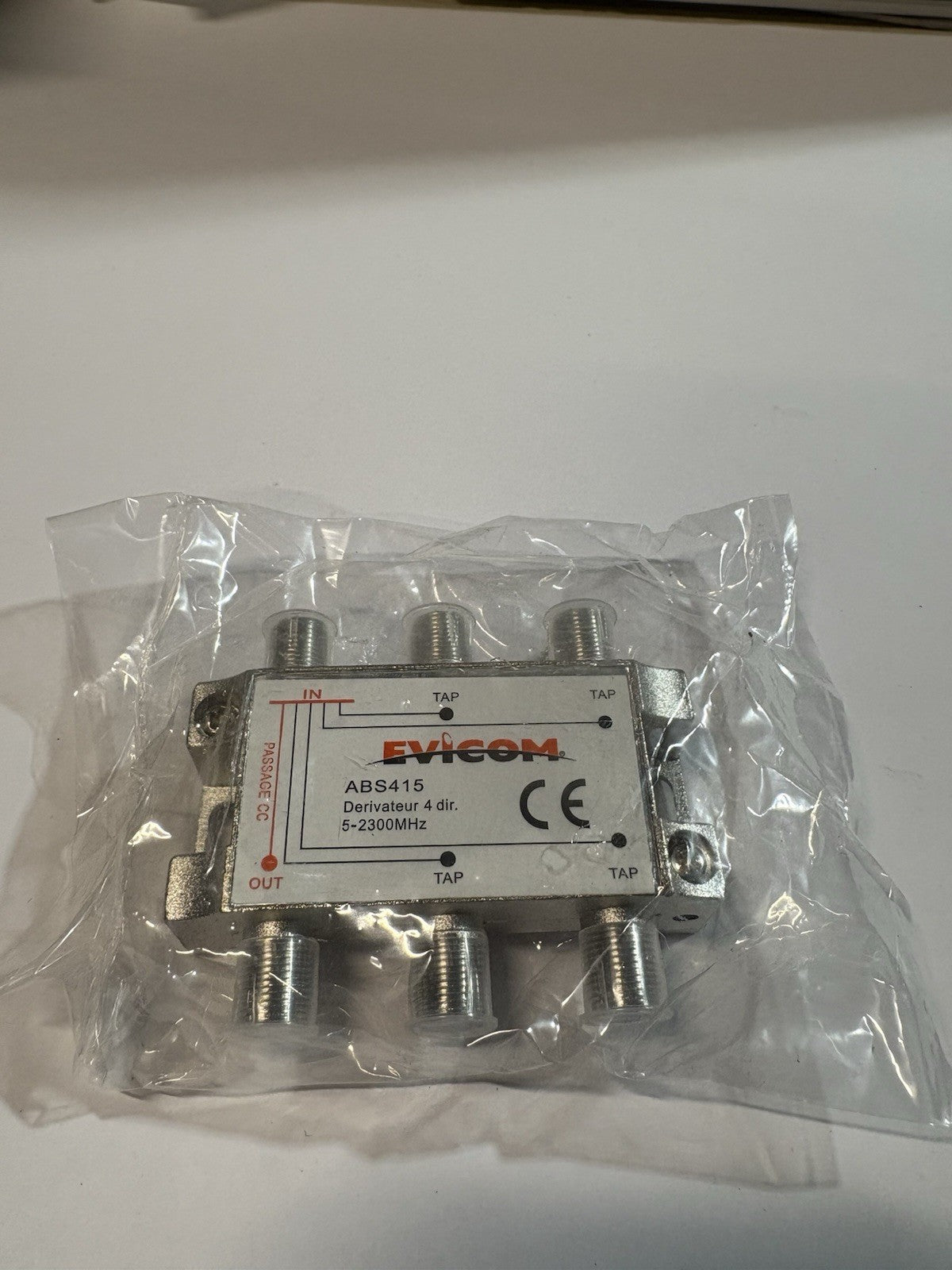 Evicom derivateur 4 direction 5-2300mhz