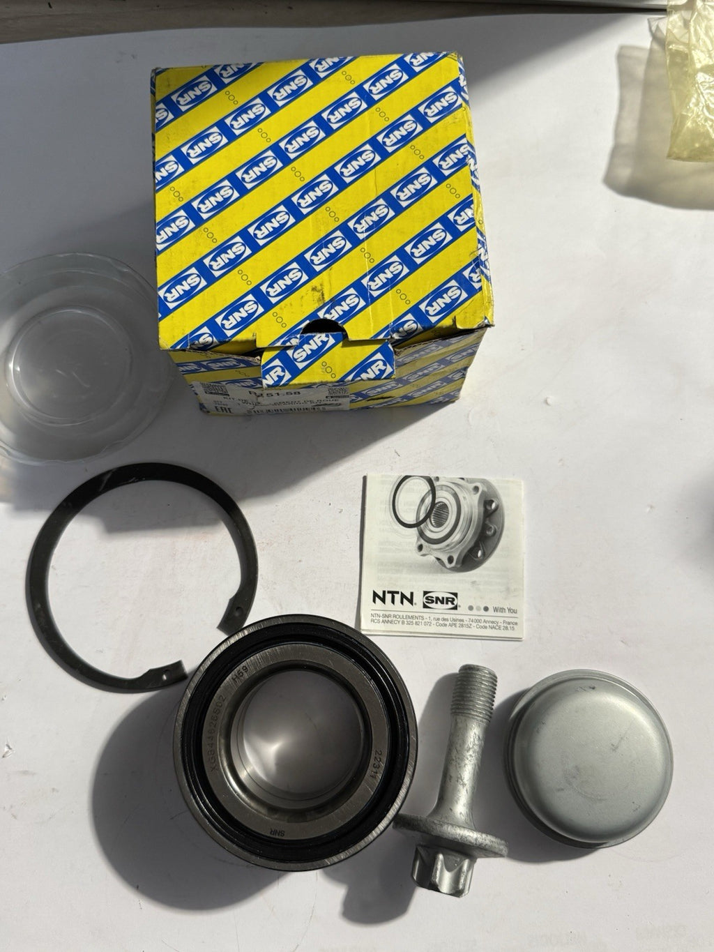 SNR R151.58 Kit de roulement de roue 84 mm