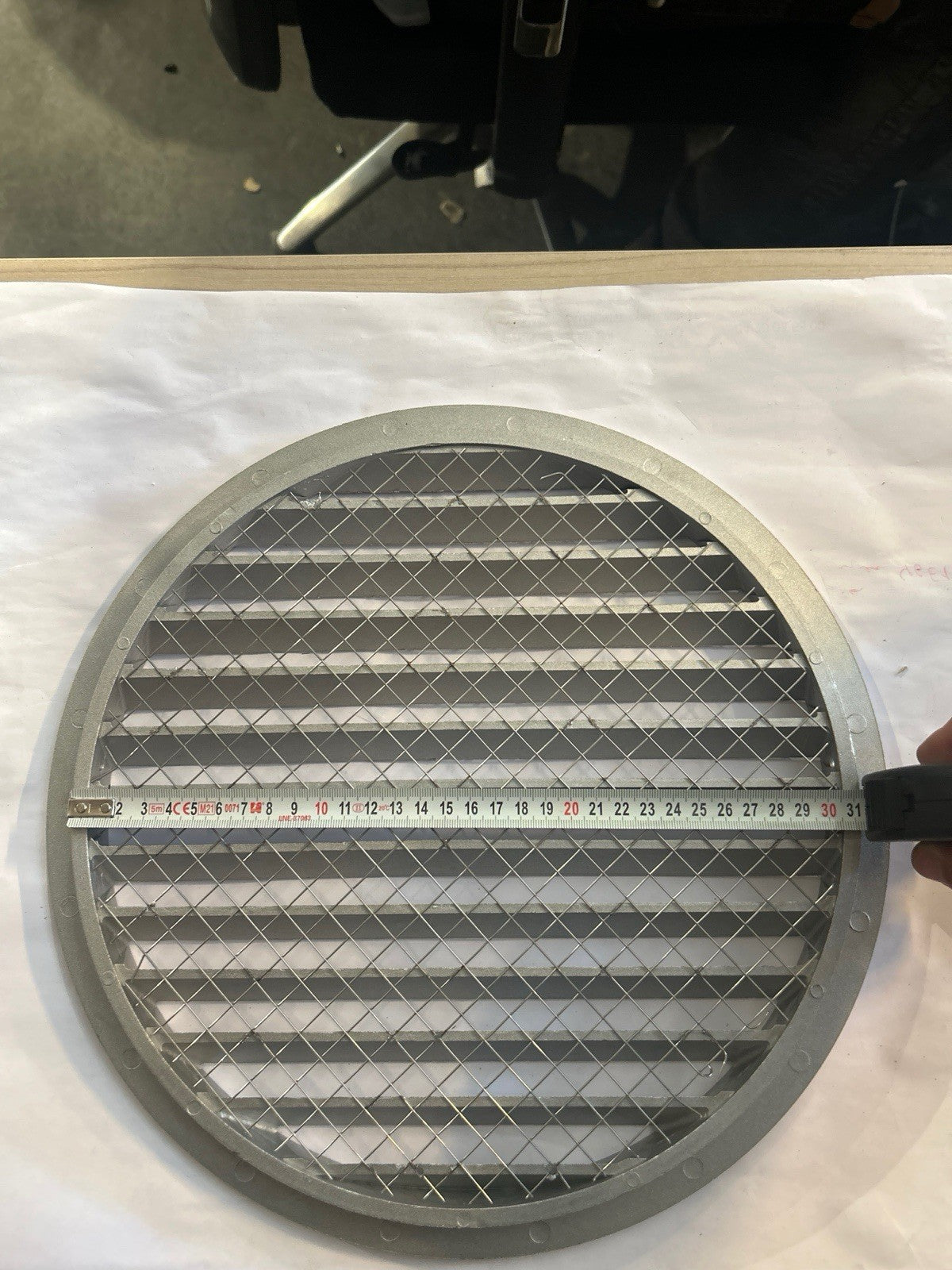 Grille de ventilation ronde Ø300 mm en aluminium avec moustiquaire - Neuf