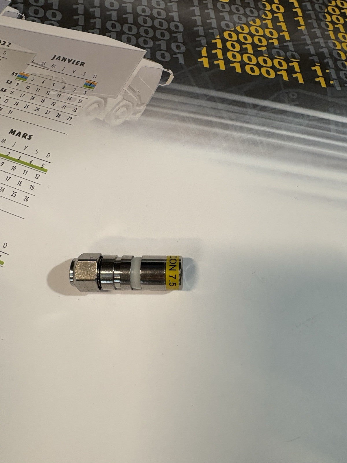 TONNA - Connecteur f mâle à compression pour câble coaxial 11 384608