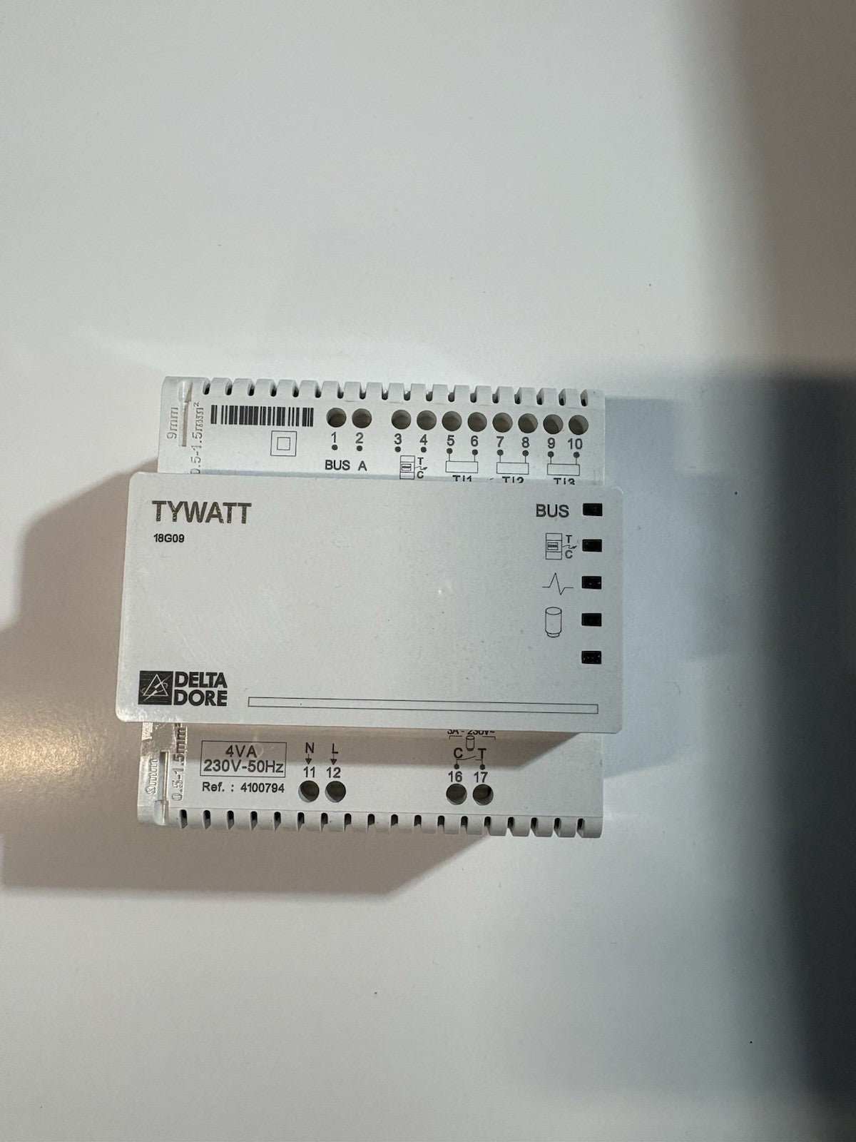 Indicateur de consommation d'énergie Delta Dore Tywatt 18g9