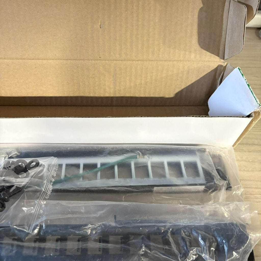Actassi - Panneau de prise modulaire et connecteur