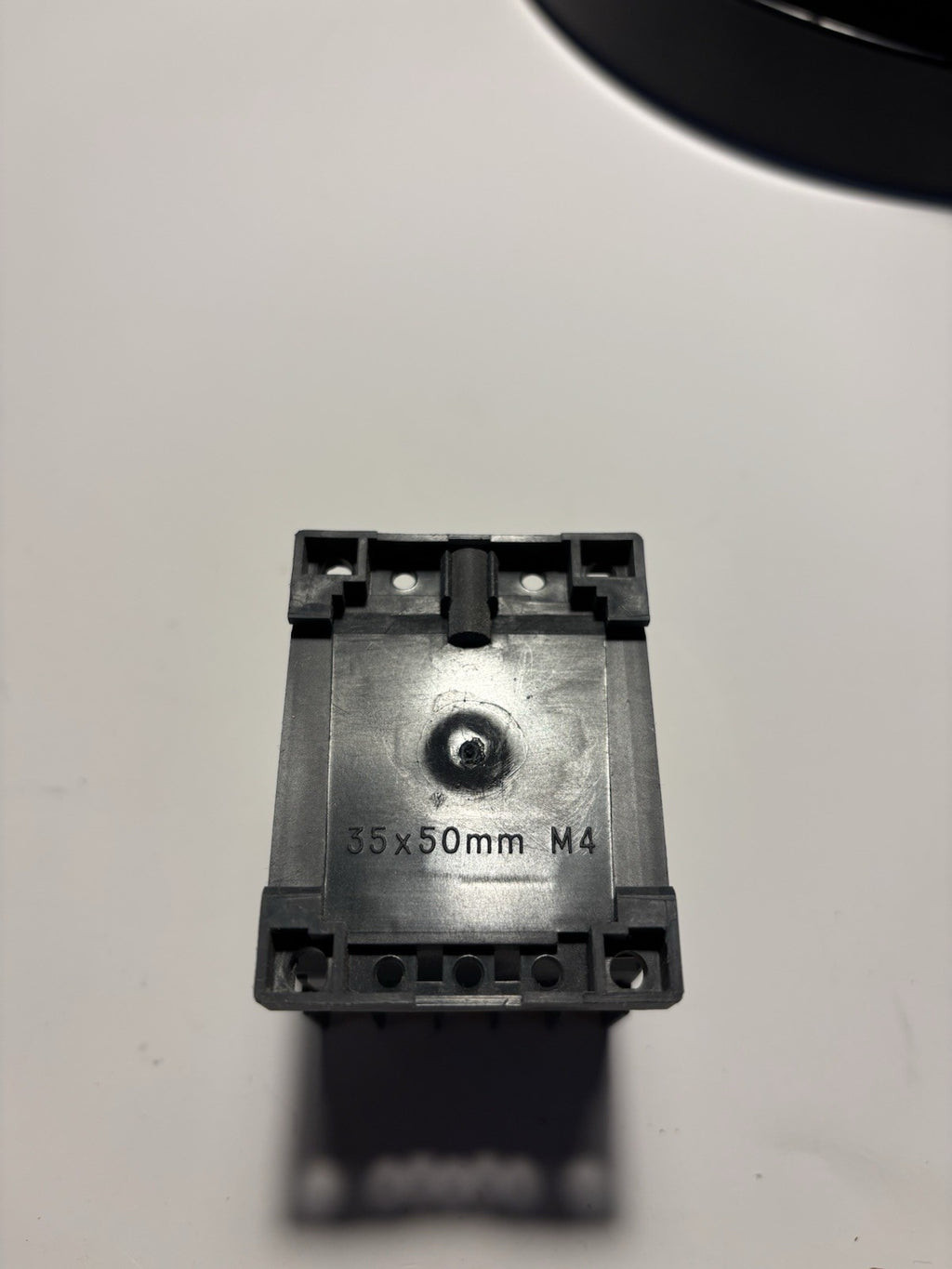 Contacteur tripolaire Schneider Electric TeSys - LC1K0910B7 (24V)