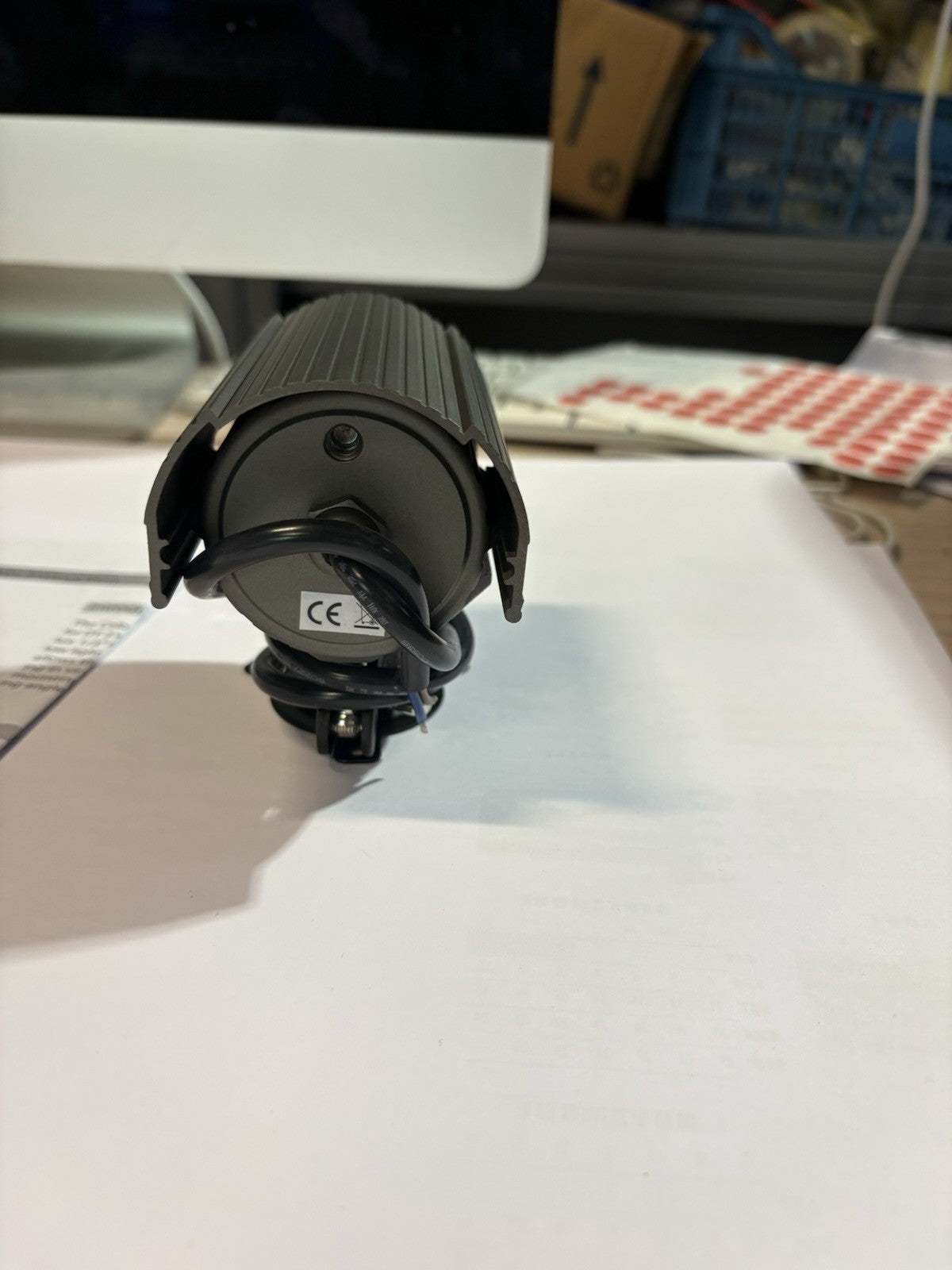 La caméra de vidéosurveillance couleur étanche dt-cam-pal pour extérieur discret