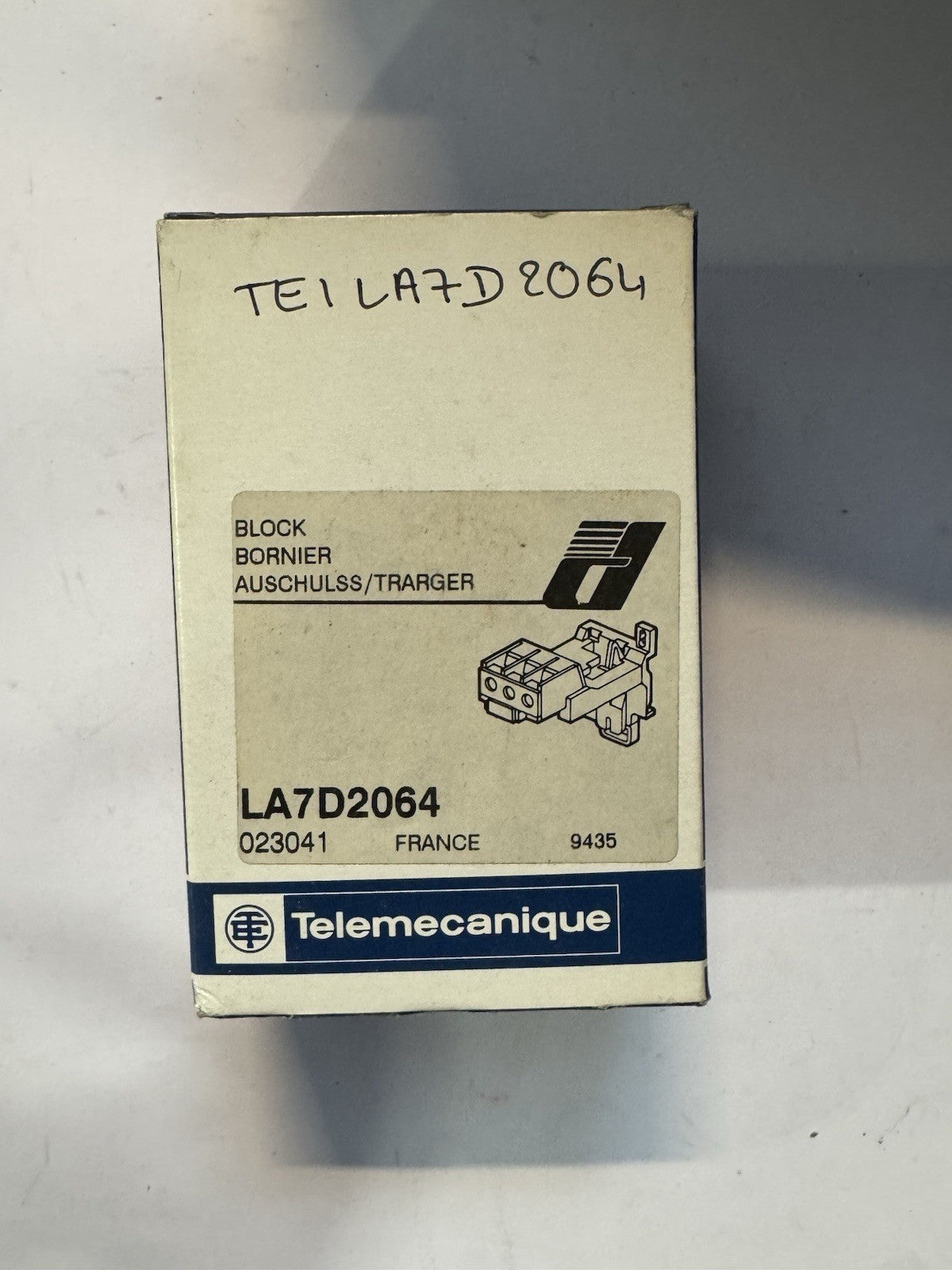 Terminal Block LA7D2064 Telemecanique