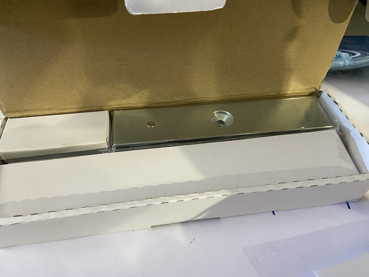 Ventouse électromagnétique en applique EMS600