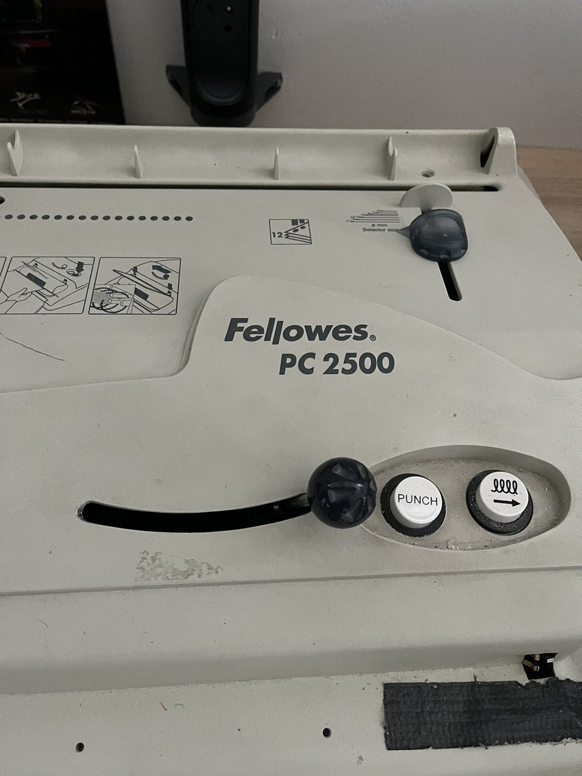 Relieuse Fellowes Pc 2500