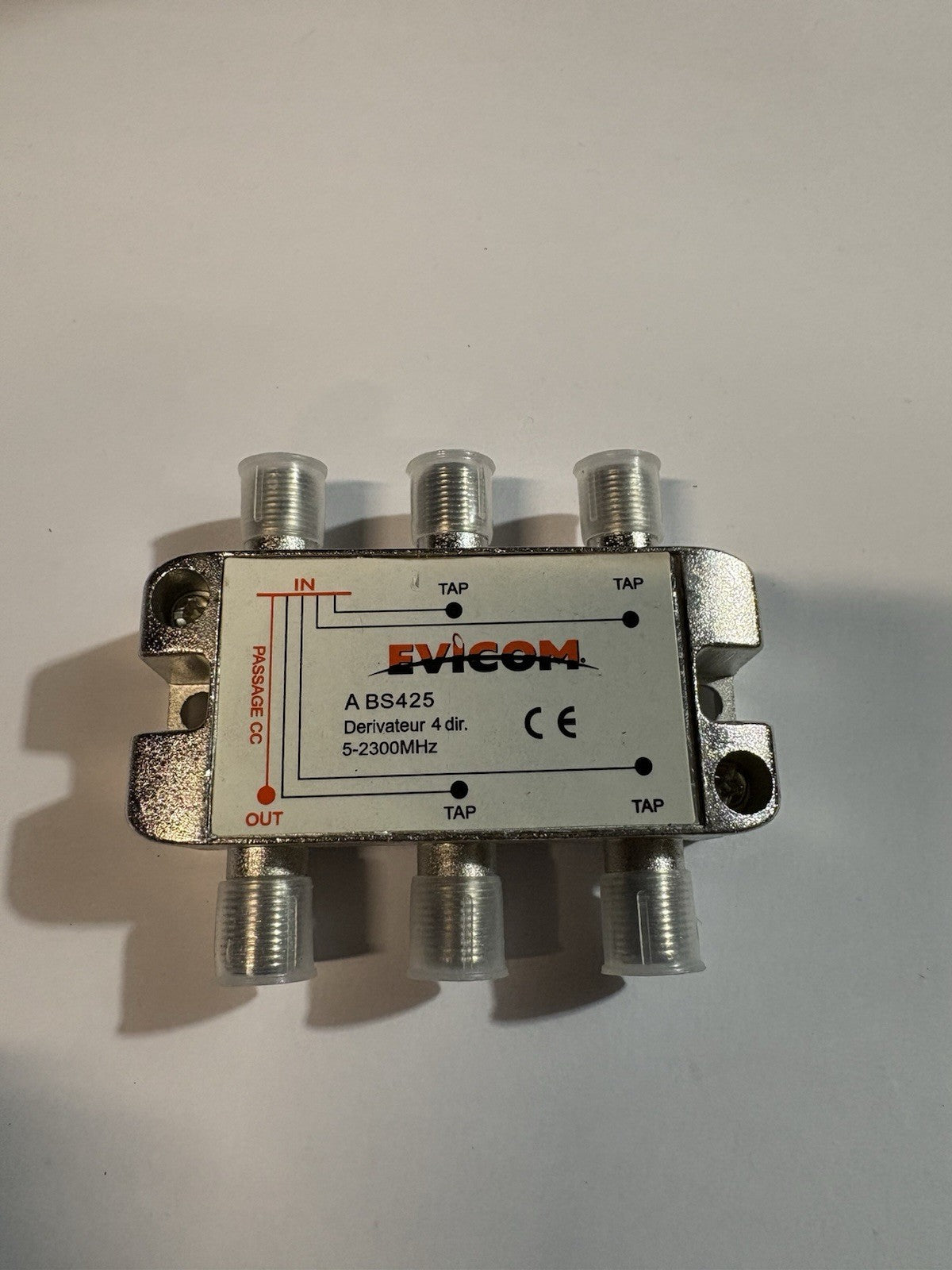 Evicom derivateur 4 direction 5-2300mhz