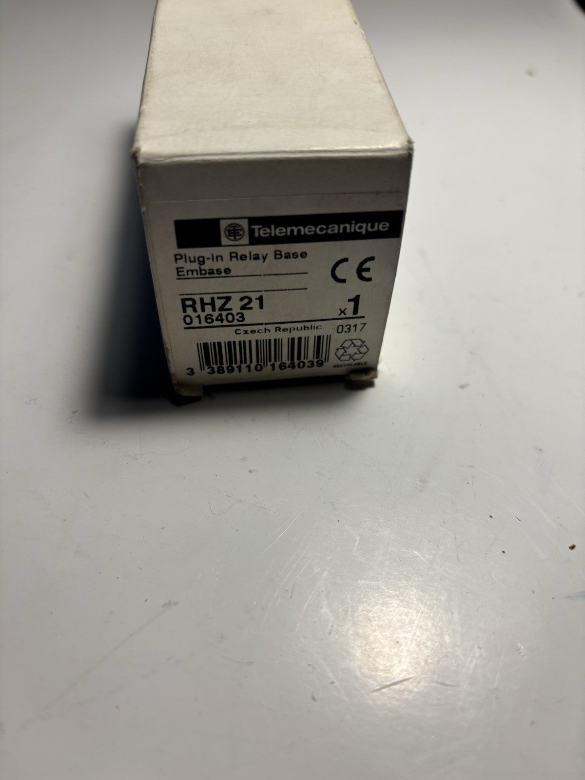 Telemecanique RHZ 21 Embase support relais plug-in 11 broches