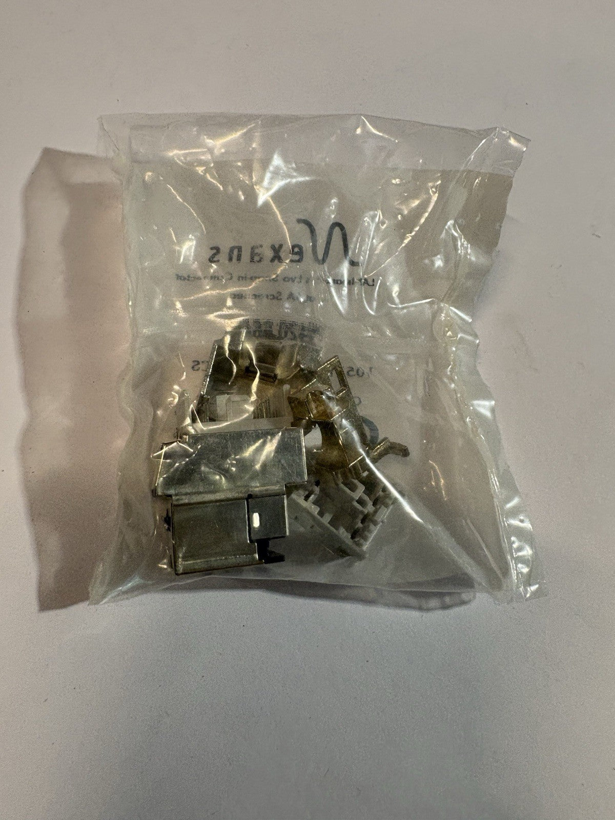 Lot de 18 connecteurs rj45 nexans n420.66a