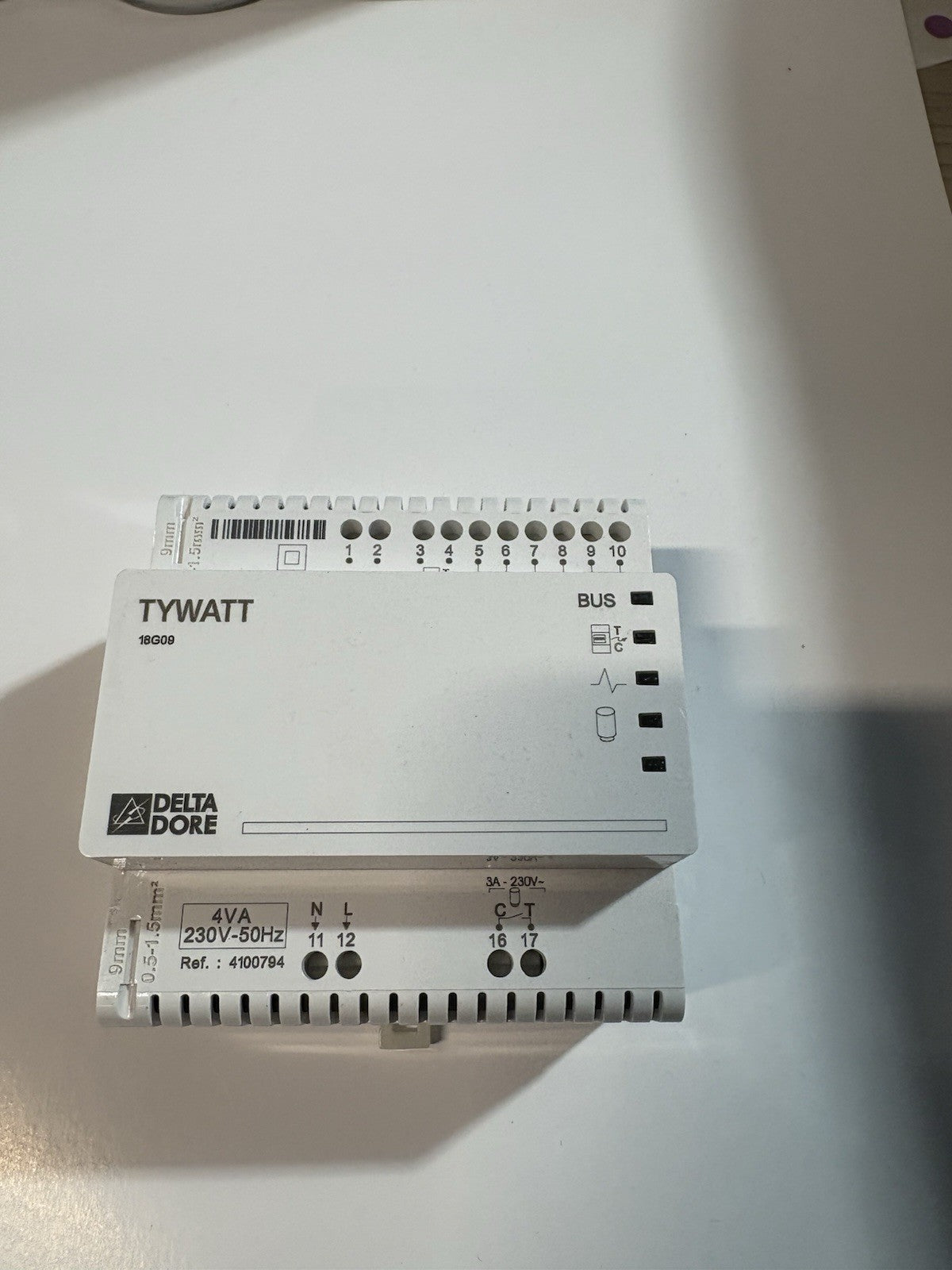 Indicateur de consommation d'énergie Delta Dore Tywatt 18g9