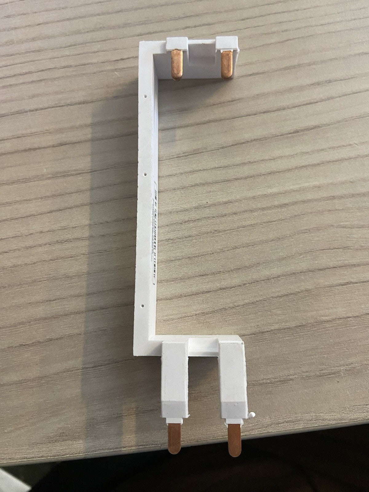 Schneider R9PXV Peigne Vertical pour ID 2P XP