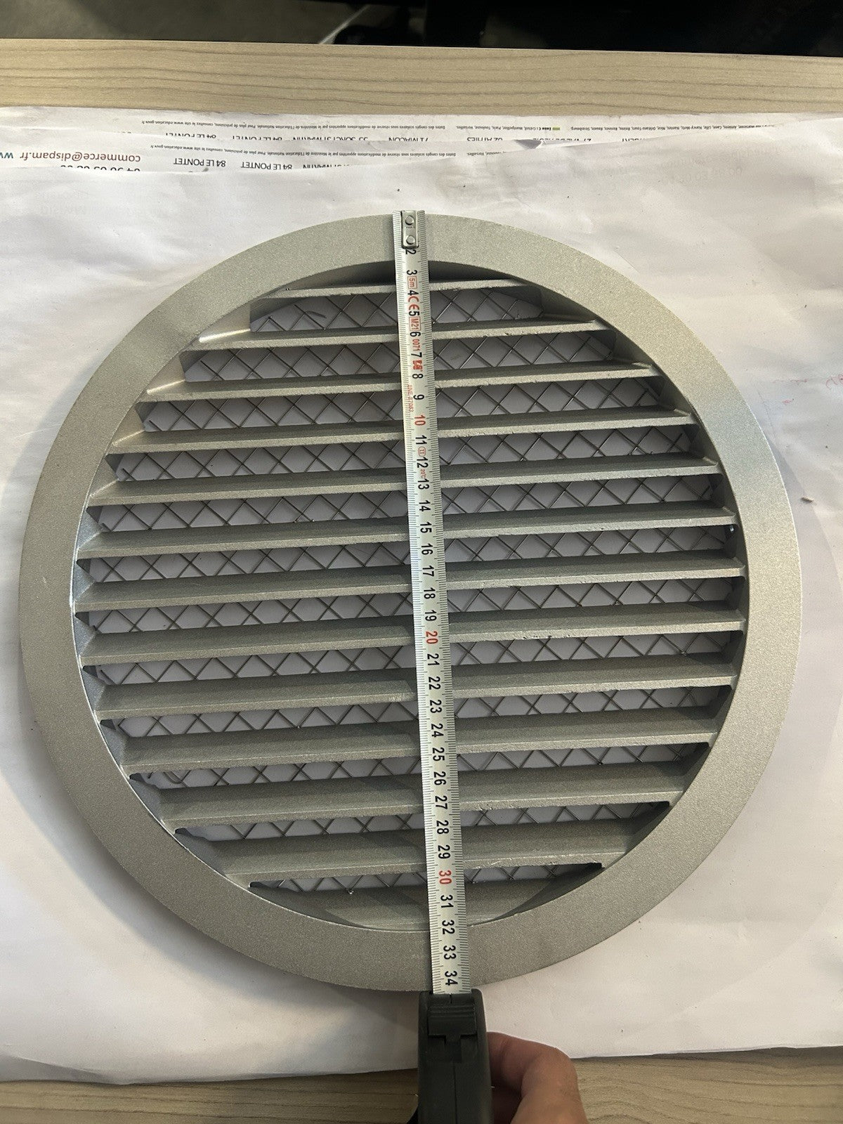 Grille de ventilation ronde Ø300 mm en aluminium avec moustiquaire - Neuf