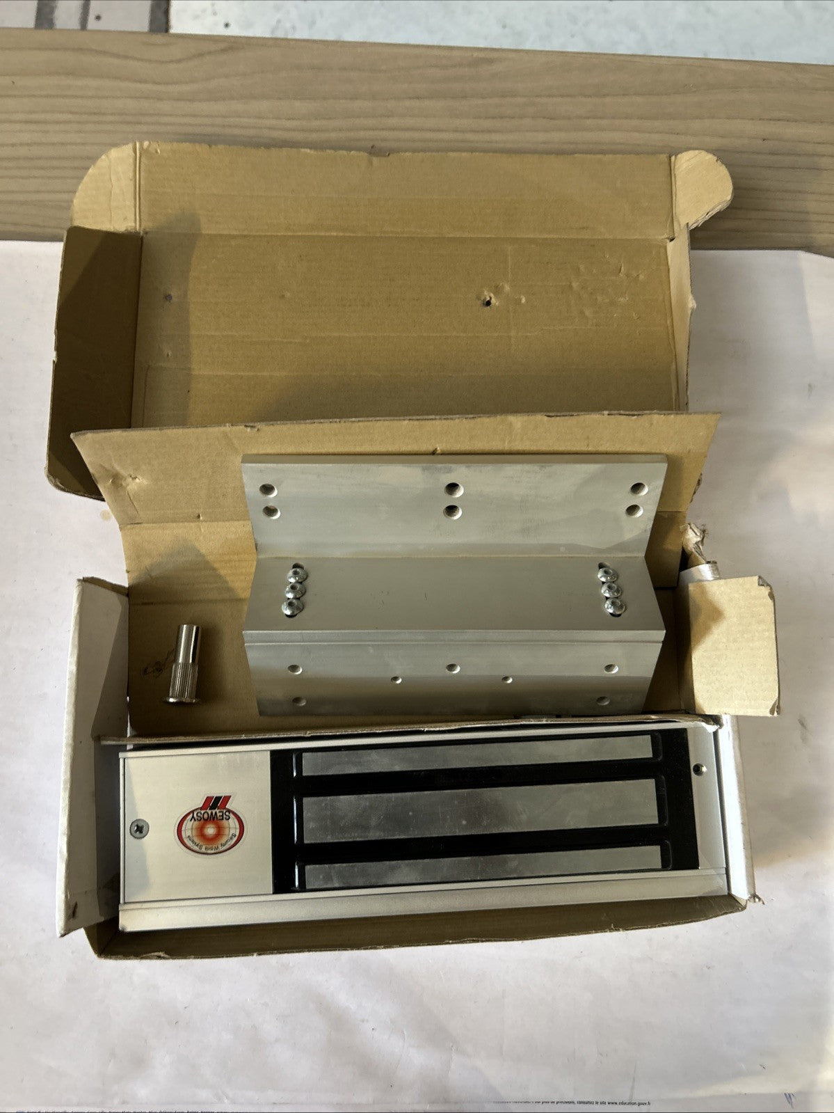 VENTOUSE ELECTROMAGNETIQUE