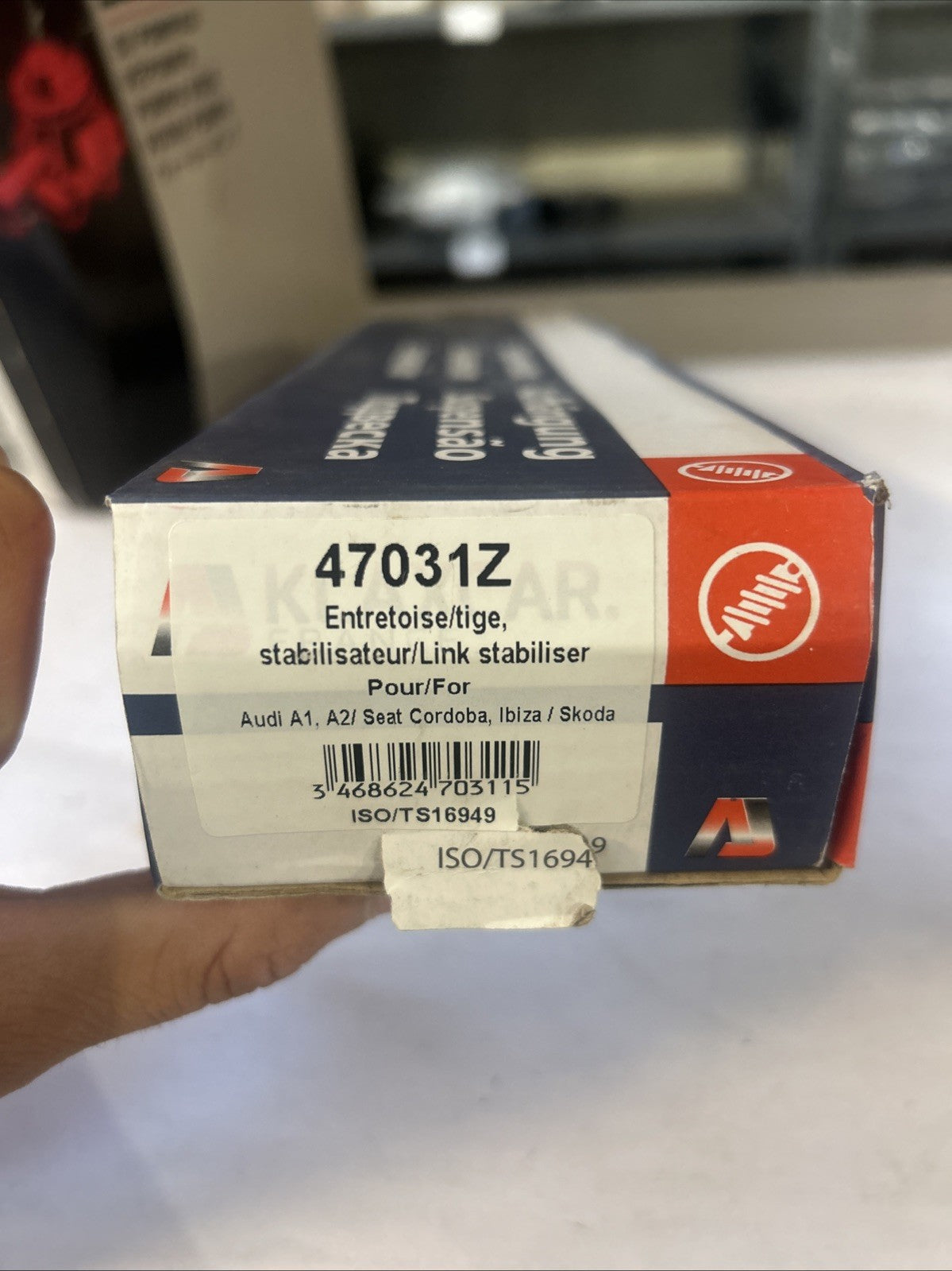 Entretoise / tige, stabilisateur 47031Z