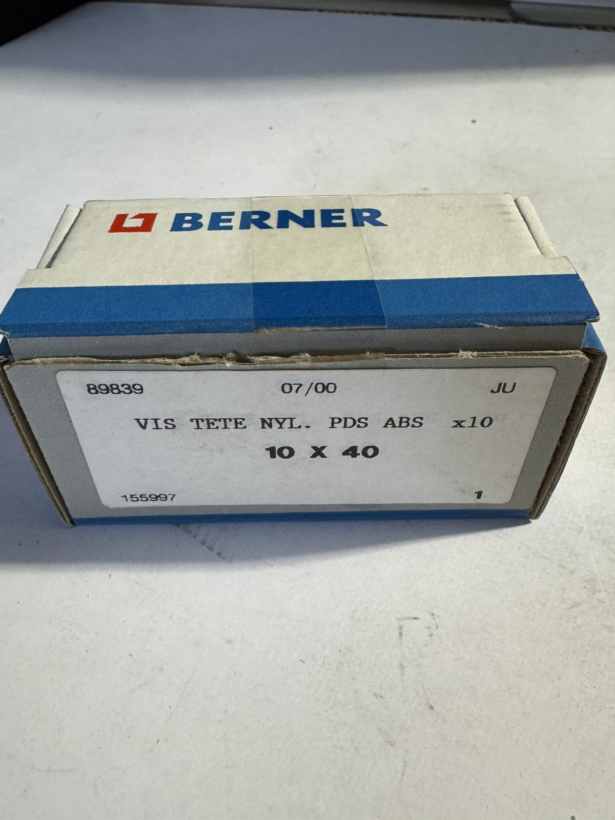 Vis Tete Nyl 10x40 BERNER