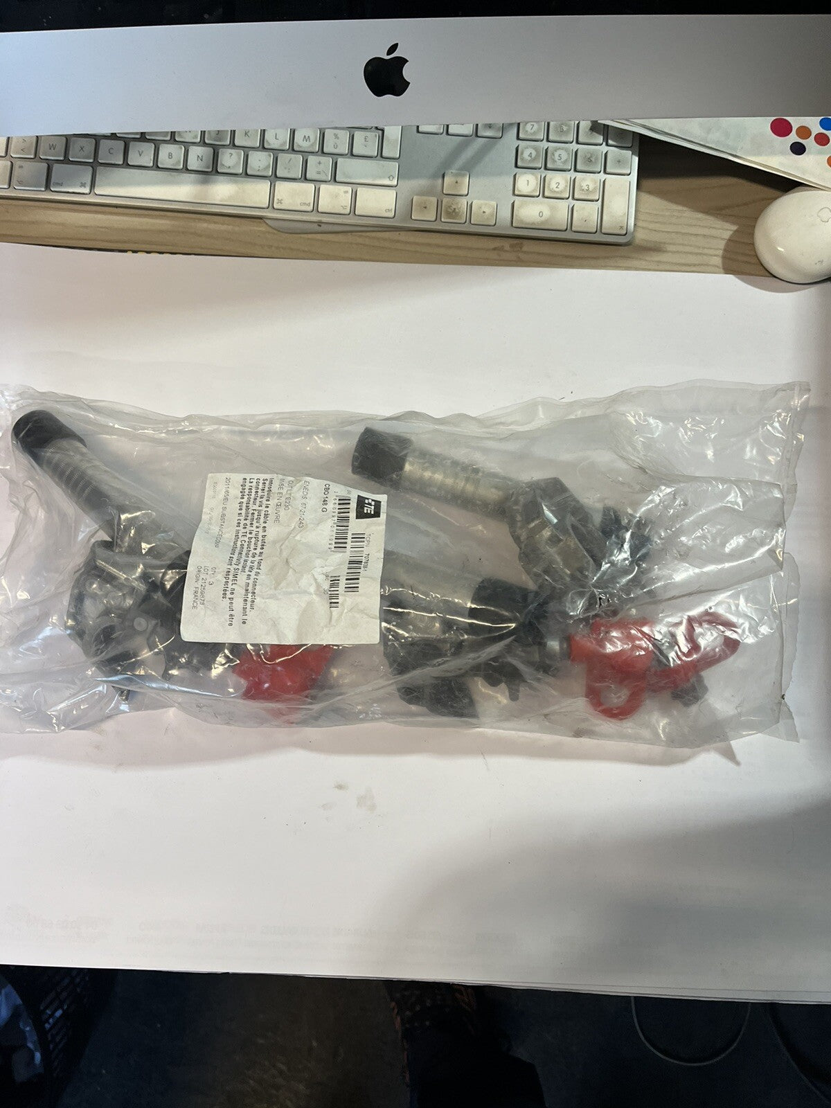 3 Connecteur pour broche ligne aérienne