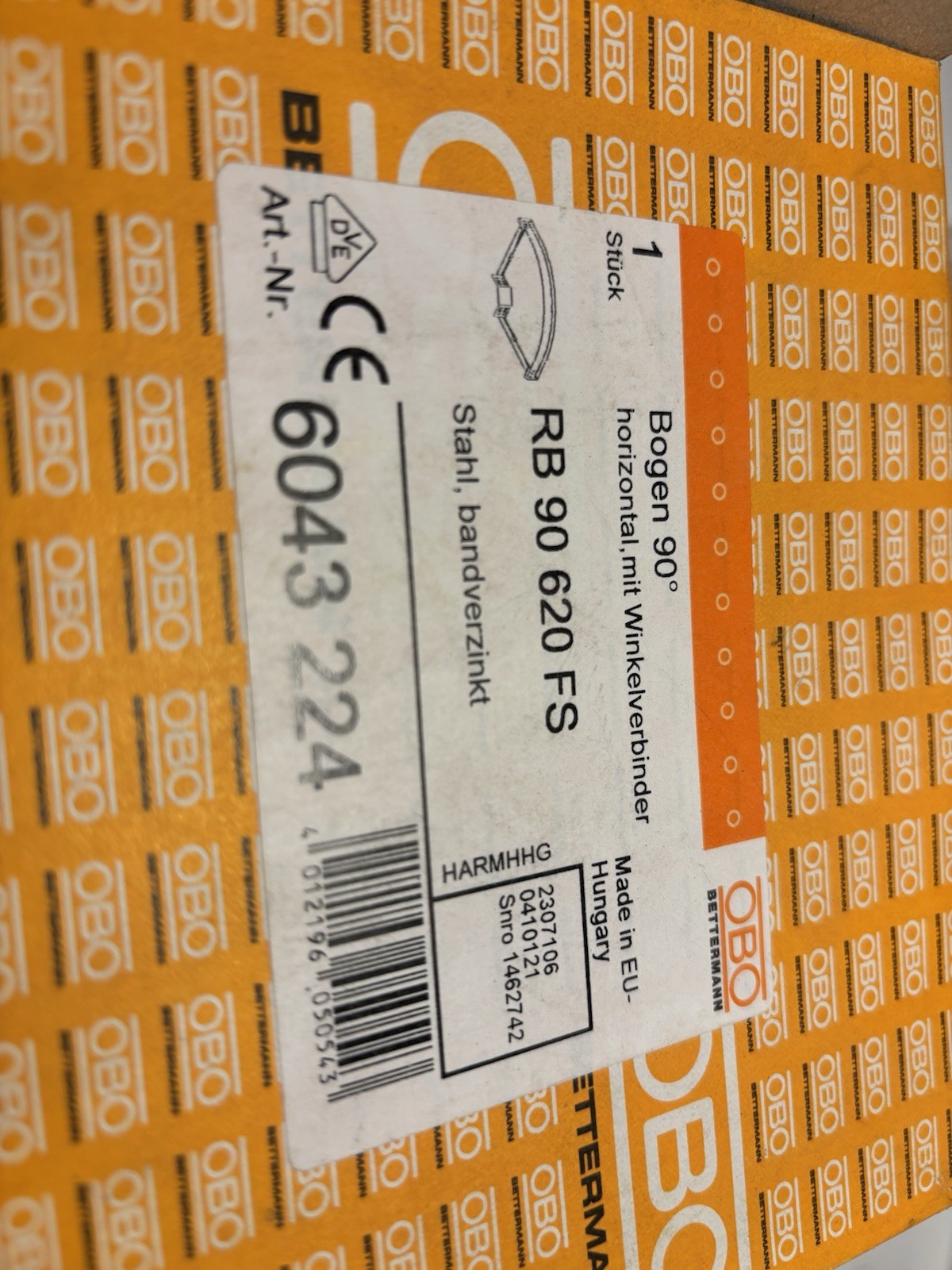 Coude de chemin de câbles 90° OBO Bettermann RB 90 620 FS + visserie (Neuf)